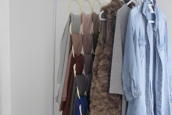 Discover our favourite way to store and organize hijabs